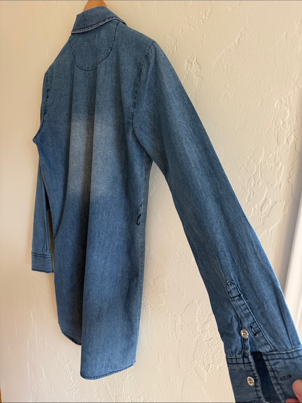 7 For All Mankind Light Blue Denim Button-Down Mini Dress - Picture 11 of 14
